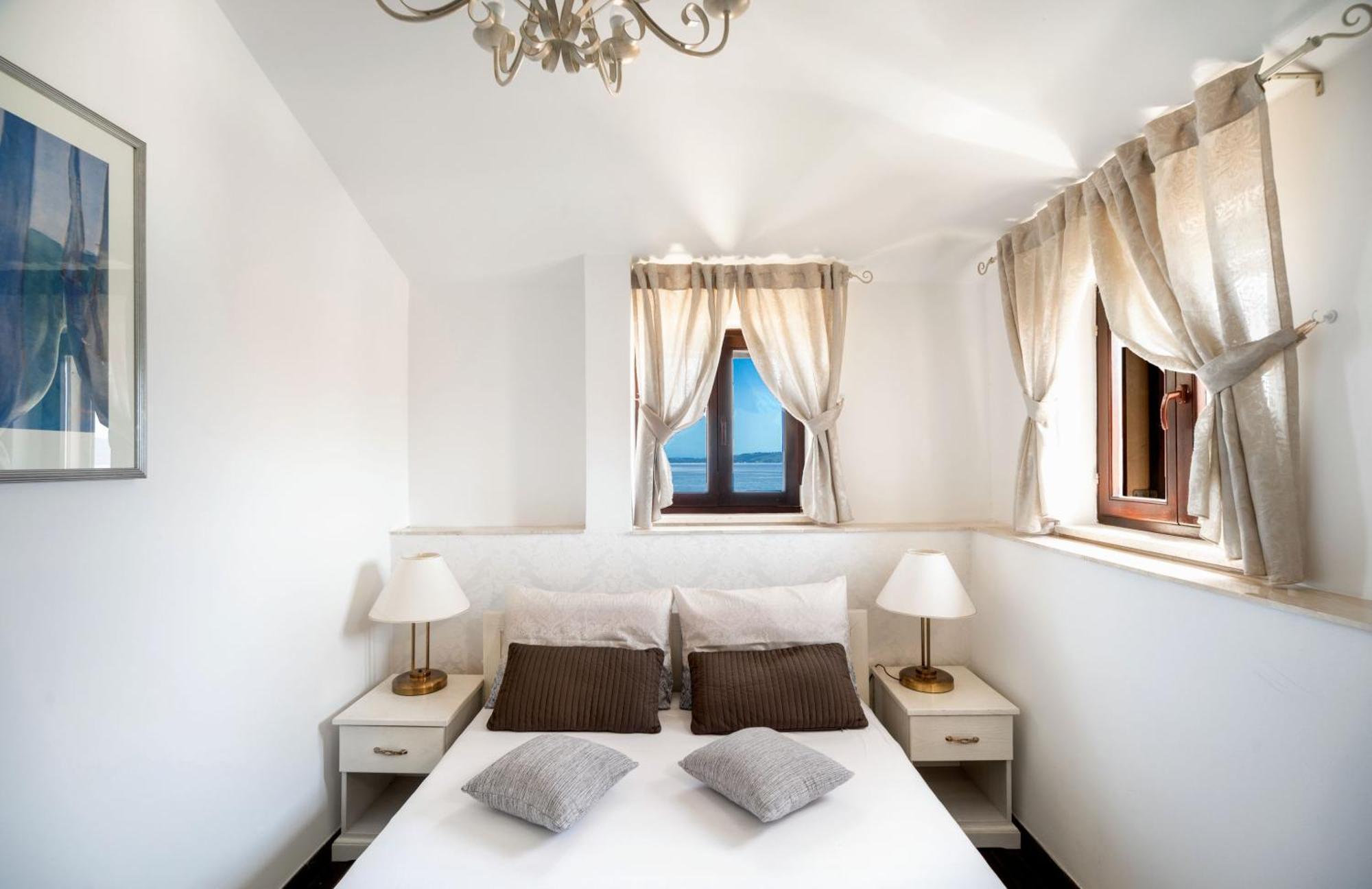 Luxury Apartments Perko Kaštela Cameră foto
